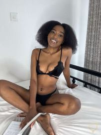 Arianna Dark