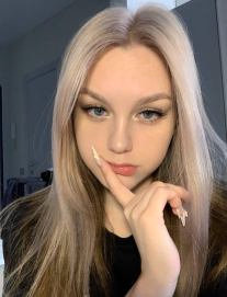 Emmie Murray Aurora